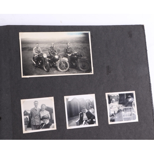 17 - A group of early 20th century photograph albums (5).