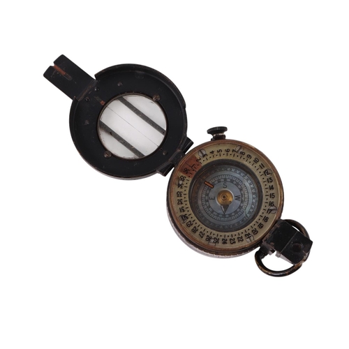 112 - A WWII TG & Co. Mk III military compass, numbered 282795.