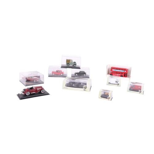 124 - Assorted diecast model cars, including Only Fools and Horse Ford Capri and Reliant Regal super van s... 