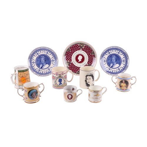 345 - A quantity of limited edition Royal Commemorative items to include a Prince Charles and Lady Diana S... 