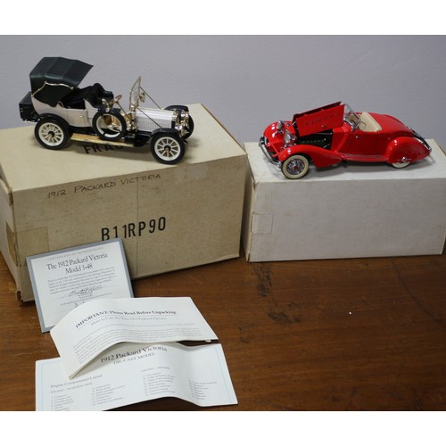 62 - Franklin Mint 1912 Packard Victoria Model 1-48 Model Car 1:24 Scale Die Cast, Boxed with COA plus a ... 