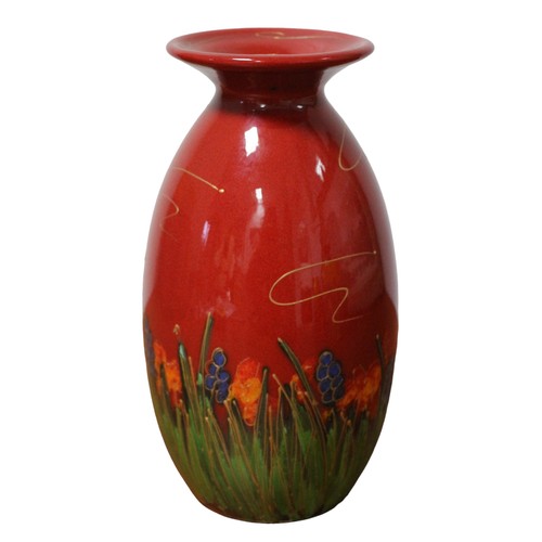 81 - Anita Harris Rabbit and Daffodil Vase with Gold Coloured Signature - 21cm