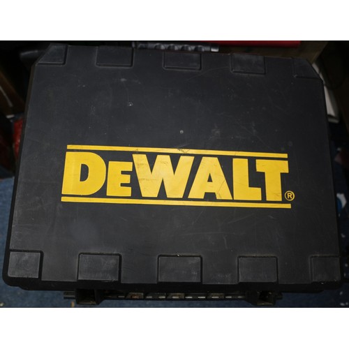 101 - Working Boxed Dewalt DCN690 Type 1 Large Nail Gun plus Nails and 2 Batteries