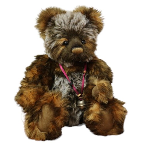 185 - Original Exclusive Design by Isabelle Lee for Charlie Bears - Heath CB194517. Heath measures 32... 