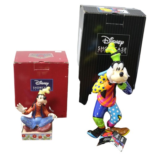 48 - Disney Showcase Figurine - Boxed Goofy Gawrsh No. 4011752 plus Disney Showcase Collection by Romeo B... 