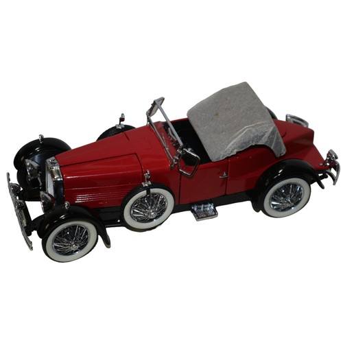 59 - Franklin Mint 1928 Stutz Black Hawk Boat Tail Speedster 1:24 Scale Die Cast Boxed Model Car plus Fra... 