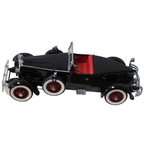 59 - Franklin Mint 1928 Stutz Black Hawk Boat Tail Speedster 1:24 Scale Die Cast Boxed Model Car plus Fra... 