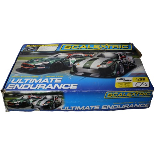 75 - Scalextric Ultimate Endurance Set - Almost 28 Feet of Track - Lap Counter / Timer