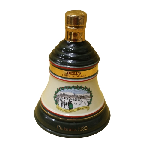 84 - Sealed and Full 8 Year Old Bells Whisky Extra Special Limited Edition in Wade Decanter to Celebrate ... 