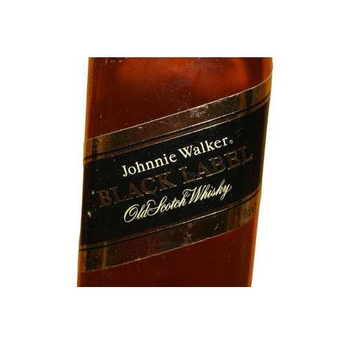 94 - Sealed and Unopened Bottle of Johnnie Walker Extra Special Black Label 12 Year Old Whisky - 1980/90'... 