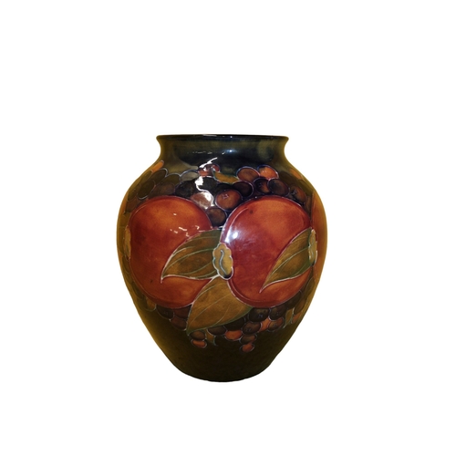 51 - Moorcroft EXCEPTIONAL ANTIQUE VERY RARE 