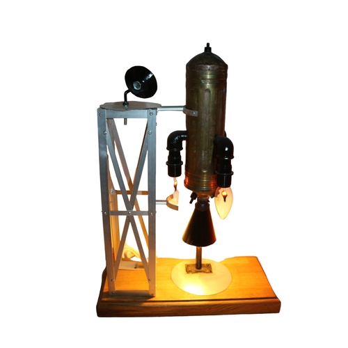 70 - Retro Space Rocket Design Lamp on Launch Pad Base - Flickering Bulbs for Effect. Fully Working