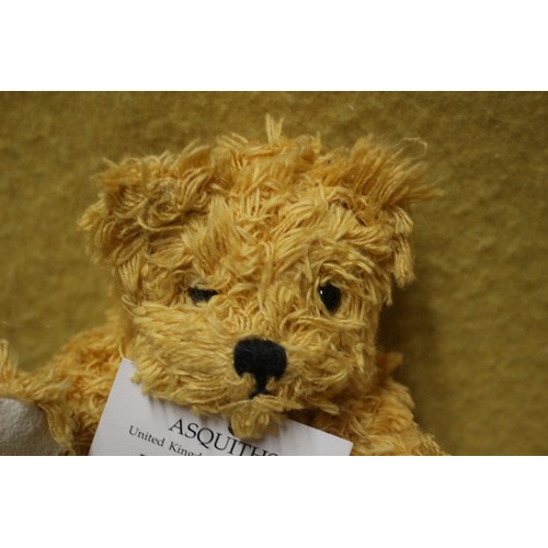 35 - Asquith of Windsor Collectors Bear, 17cm