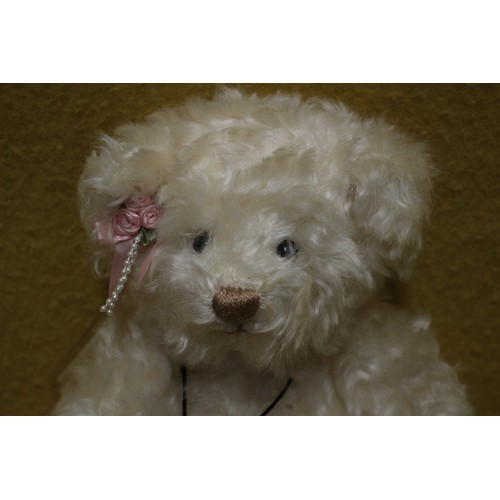 38 - Deans Collectors Mohair Bear, Matilda, Limited Edition 1275/2000 with COA, 33cm