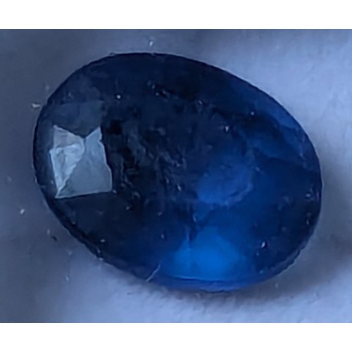 53 - Natural Sapphire with GIL Certificate - Weight: 10.87ct - Shape: Oval - Colour: Blue - Size: 13.72mm