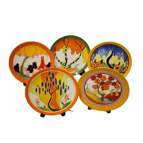 52 - A Set of 5 Wedgwood/ Clarice Bizarre Limited Edition Plates, Living Landscape of Clarice Cliff, 20cm... 