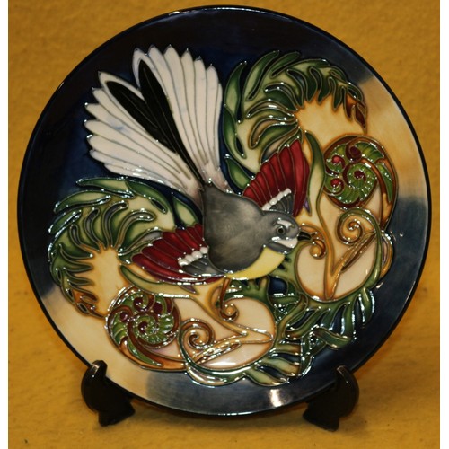 72 - Moorcroft 'Fantail Plate, 23cm Diameter, 1st Quality