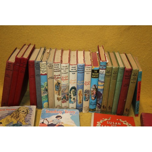 108 - Nice Collection of Enid Blyton Books, Including Some Others - Many with Dust Covers