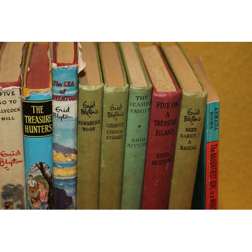 108 - Nice Collection of Enid Blyton Books, Including Some Others - Many with Dust Covers