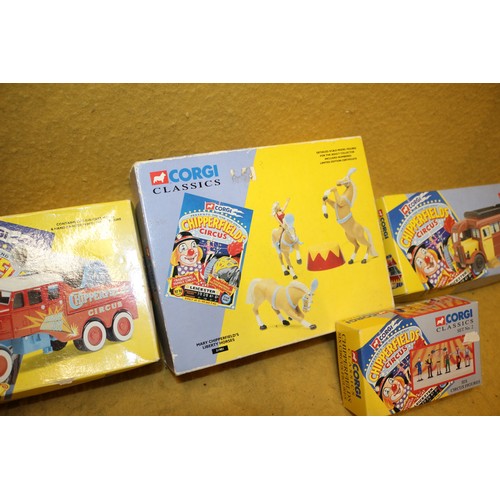 112 - Corgi Classics Chipperfield Circus x4 Sets