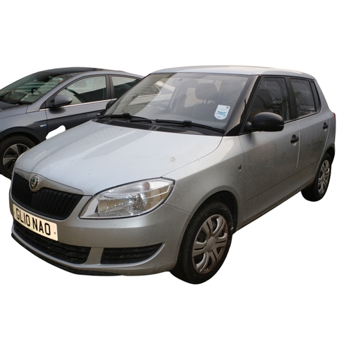 44 - Estate Sale - Skoda Fabia 1.2L - 60ps - 5 Door - Manual - Isofix - 4,704 Miles Only - 1 Owner From N... 