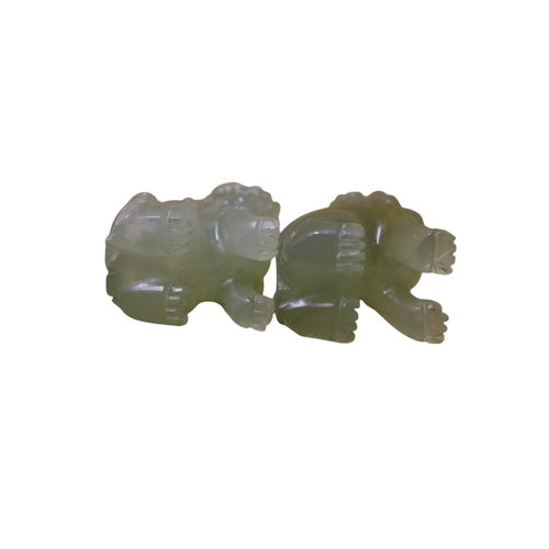 83 - Pair of Vintage Jade Dogs of Fo - 6cm Tall