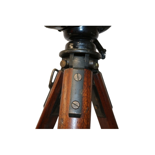 53 - Military CAV Signalling Daylight Mark II 1948 on Tripod Stand, folded 114cm tall