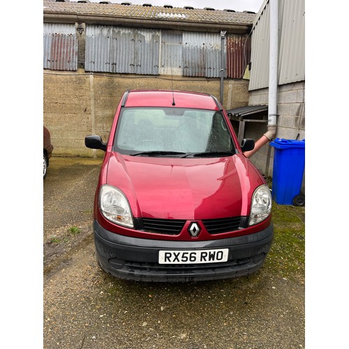 60 - Renault Kangoo - 1149cc - Petrol - Mobility Van - 95,024 miles. No V5 so will need applying for. New... 