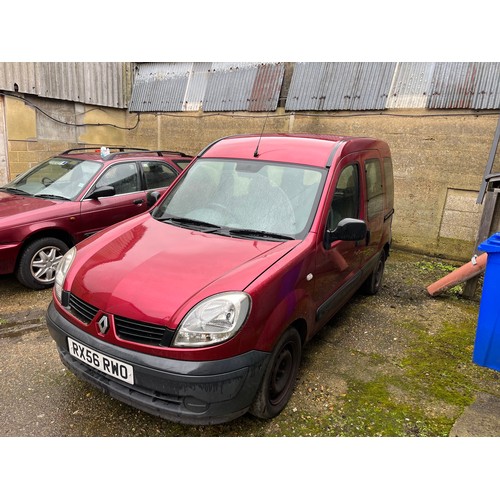 60 - Renault Kangoo - 1149cc - Petrol - Mobility Van - 95,024 miles. No V5 so will need applying for. New... 