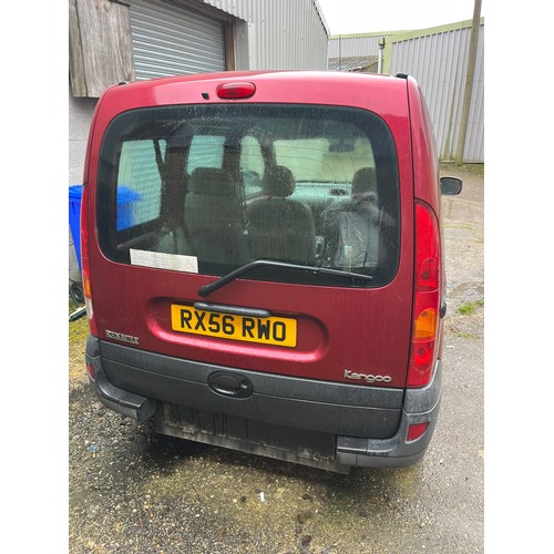 60 - Renault Kangoo - 1149cc - Petrol - Mobility Van - 95,024 miles. No V5 so will need applying for. New... 