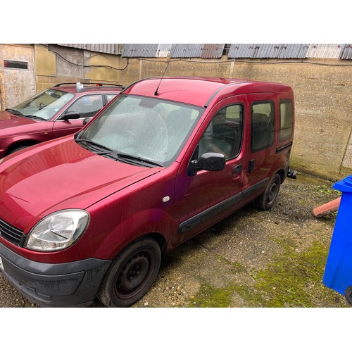 60 - Renault Kangoo - 1149cc - Petrol - Mobility Van - 95,024 miles. No V5 so will need applying for. New... 