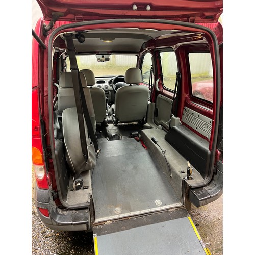 60 - Renault Kangoo - 1149cc - Petrol - Mobility Van - 95,024 miles. No V5 so will need applying for. New... 