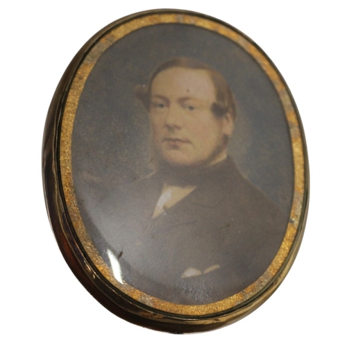 1 - Tests as Gold Edged Picture Frame. 16.84g
