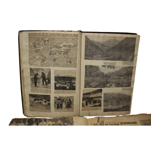 12 - 2 x Vintage Scrapbooks
