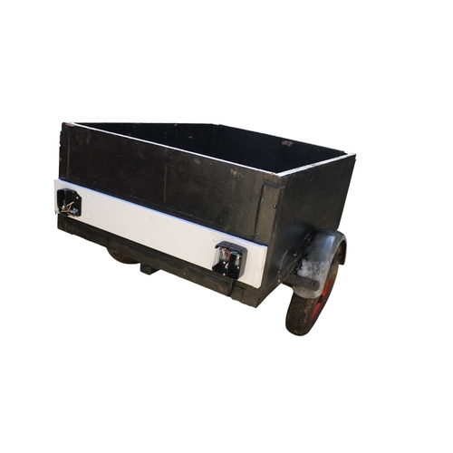 46 - Trailer 124x92cm, 44cm Deep. Spare Wheel. Lightboard needs Attention
