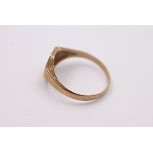 106 - 9ct gold vintage signet ring 2.9 grams gross