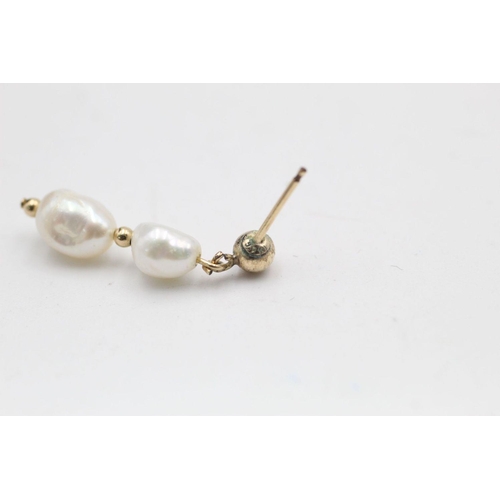 112 - 14ct gold fresh water pearl drop earrings 2 grams gross