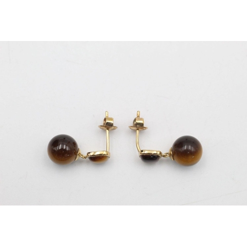 147 - vintage 9ct gold tigers eye drop earrings 2.6 grams gross