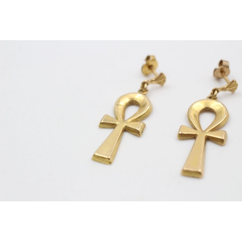 162 - 18ct gold egyptian ankh drop earrings 5.3 grams gross