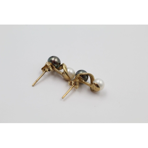 176 - 10ct gold pearl stud earrings 1.8 grams gross