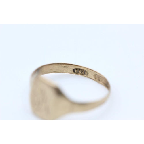 208 - 2 x 9ct gold signet rings 2.5 grams gross