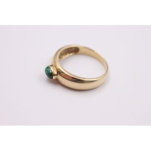 240 - 9ct gold malachite dress ring 4.2 grams gross