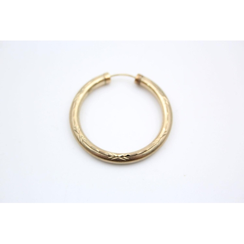 28 - 2 x 9ct gold hoop earrings 3.5 grams gross