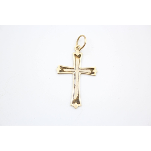 288 - 3 x 9ct gold cross pendants 3.7 grams gross