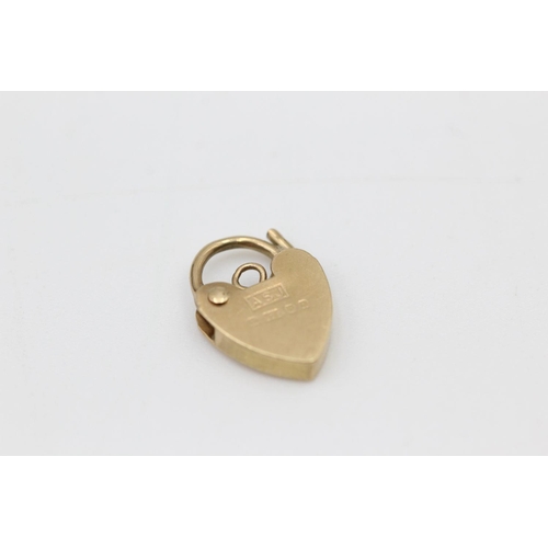 298 - 2 x vintage 9ct Gold heart padlock clasps 1.7 grams gross