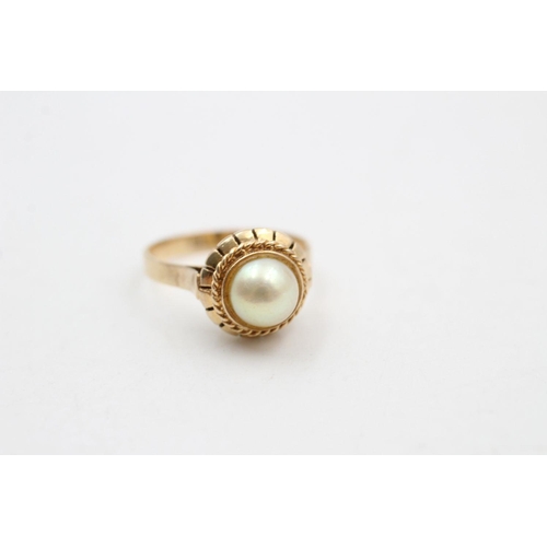 311 - 15ct ornate pearl detail ring 2.8 grams gross