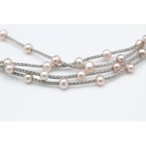 37 - 18ct clasp mesh chain opera length pearl necklace 30 grams gross