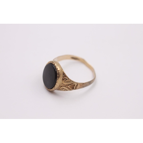 375 - vintage 9ct gold black onyx signet ring 2.7 grams gross