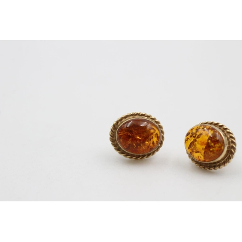 378 - vintage 9ct gold baltic amber cabochon stud earrings 2.8 grams gross