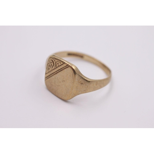 69 - vintage 9ct gold engraved signet ring 3.3 grams gross